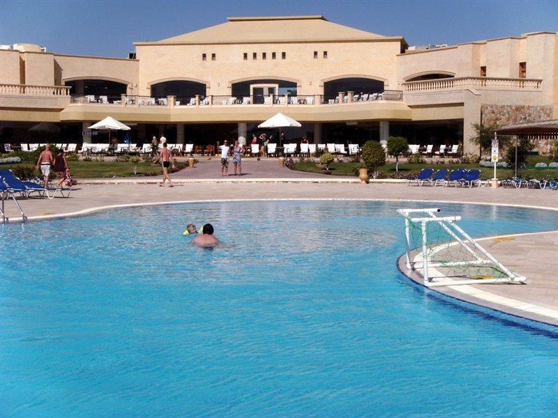 Three Corners Fayrouz Plaza Курортный комплекс 5*